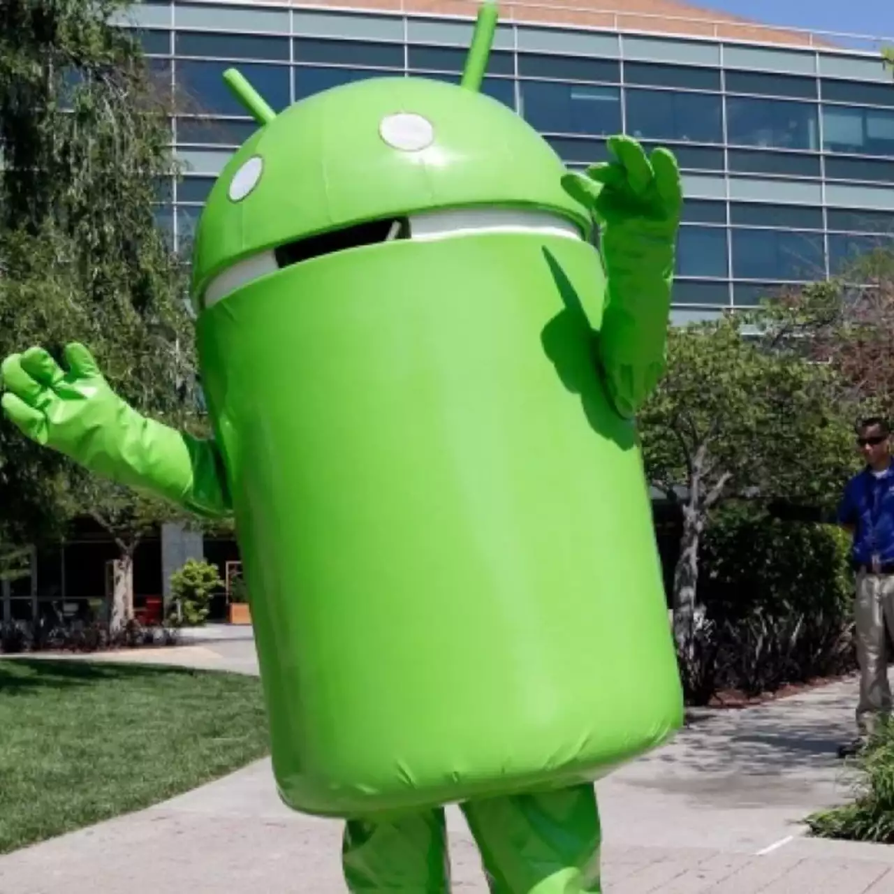 Халява: в Google Play бесплатно и навсегда раздают 3 программы и 6 игр, включая Hitman GO